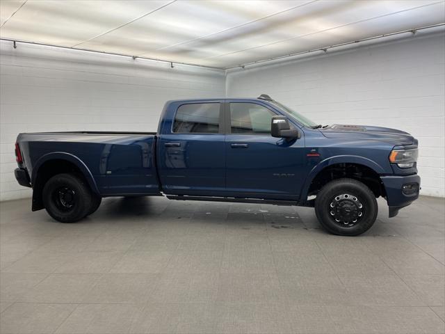 2024 RAM Ram 3500 RAM 3500 LIMITED CREW CAB 4X4 8 BOX