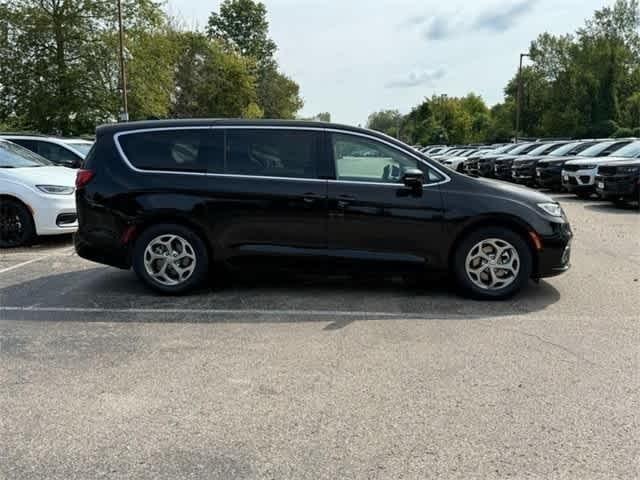 2024 Chrysler Pacifica PACIFICA LIMITED