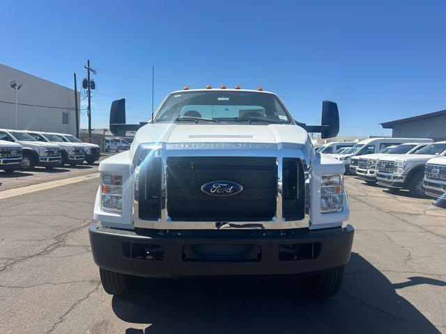 2025 Ford F-750 F750 REG CAB DOCK HG