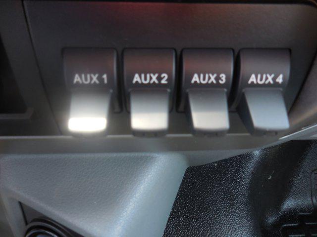 2025 Ford F-750 F750 REG CAB DOCK HG