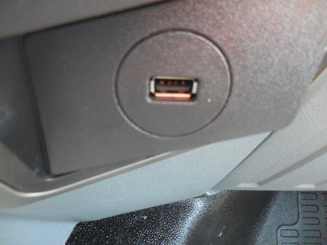 2025 Ford F-750 F750 REG CAB DOCK HG