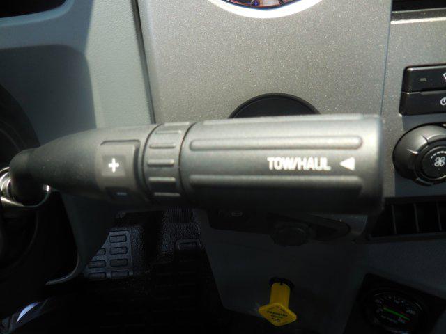 2025 Ford F-750 F750 REG CAB DOCK HG