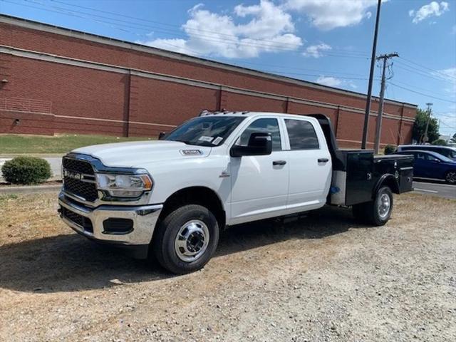 2024 RAM Ram 3500 Chassis Cab RAM 3500 TRADESMAN CREW CAB CHASSIS 4X4 60 CA