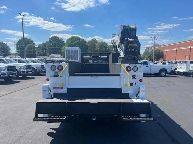 2024 RAM Ram 5500 Chassis Cab RAM 5500 TRADESMAN CHASSIS CREW CAB 4X4 84 CA