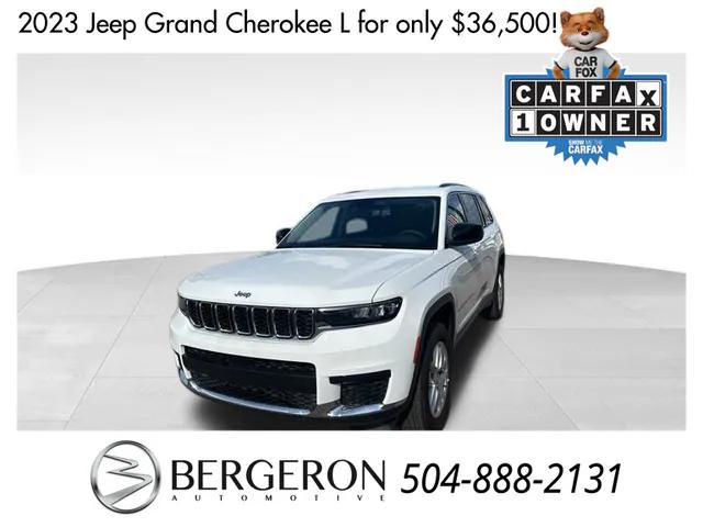 2023 Jeep Grand Cherokee L Laredo 4x2