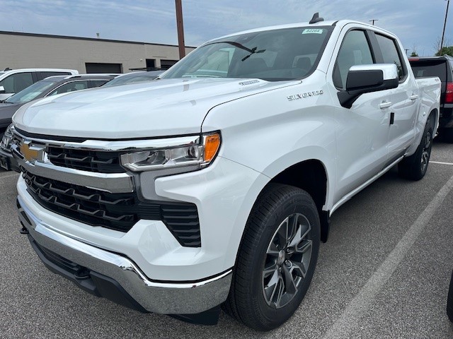 2024 Chevrolet Silverado 1500 4WD Crew Cab Short Bed LT with 2FL