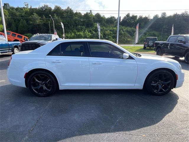 2022 Chrysler 300 S