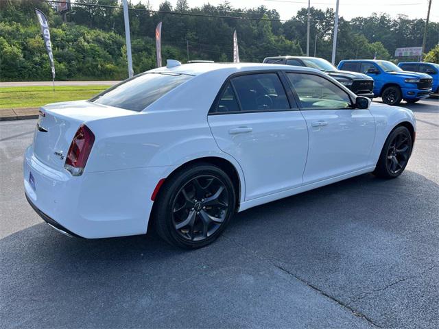 2022 Chrysler 300 S