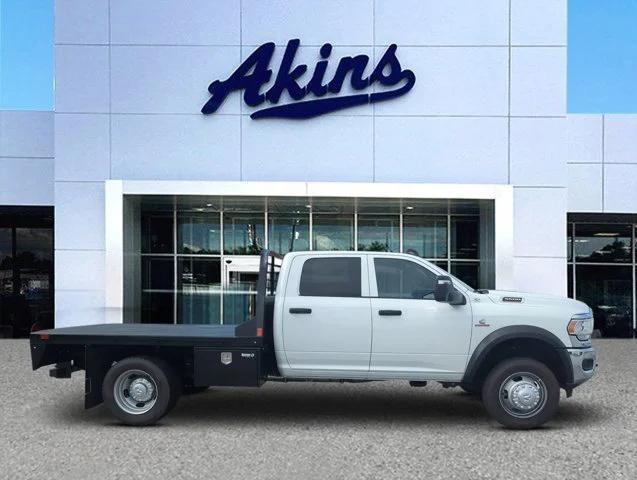 2024 RAM Ram 3500 Chassis Cab RAM 3500 TRADESMAN CREW CAB CHASSIS 4X4 60 CA