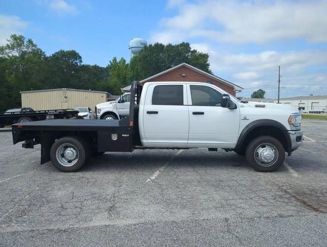 2024 RAM Ram 3500 Chassis Cab RAM 3500 TRADESMAN CREW CAB CHASSIS 4X4 60 CA