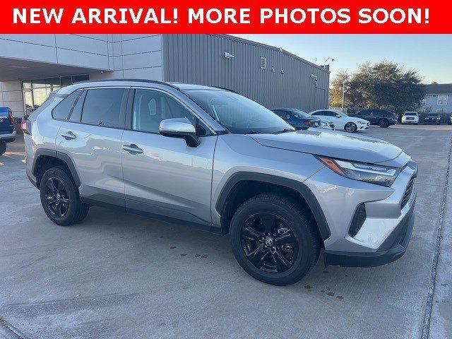 2022 Toyota RAV4 XLE 2022 Toyota RAV4 XLE