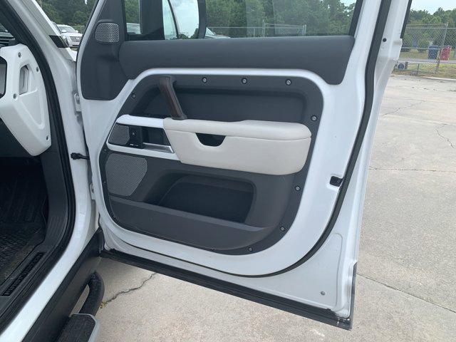 2023 Land Rover Defender 130 First Edition