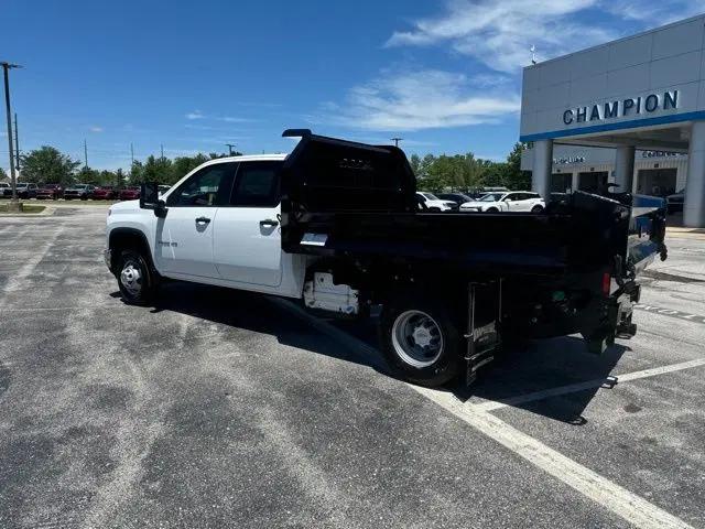 2024 Chevrolet Silverado 3500HD CC Work Truck