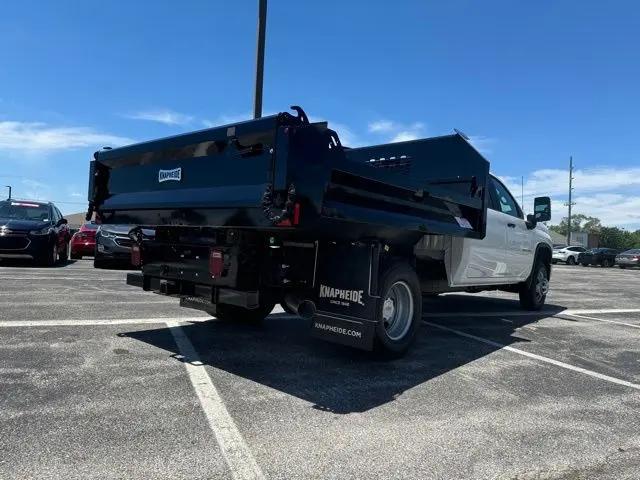 2024 Chevrolet Silverado 3500HD CC Work Truck