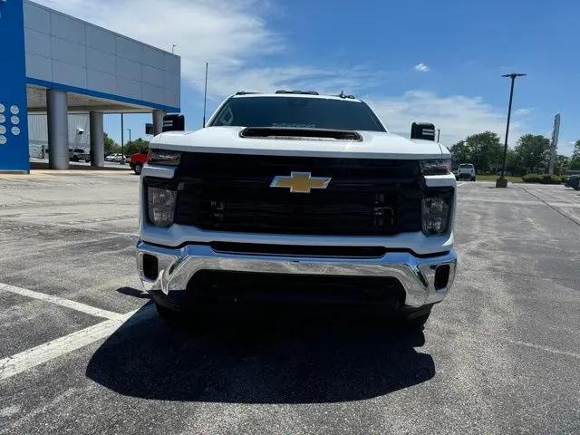 2024 Chevrolet Silverado 3500HD CC Work Truck