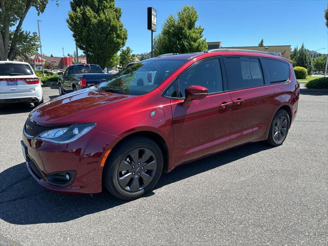 2020 Chrysler Pacifica Hybrid Limited