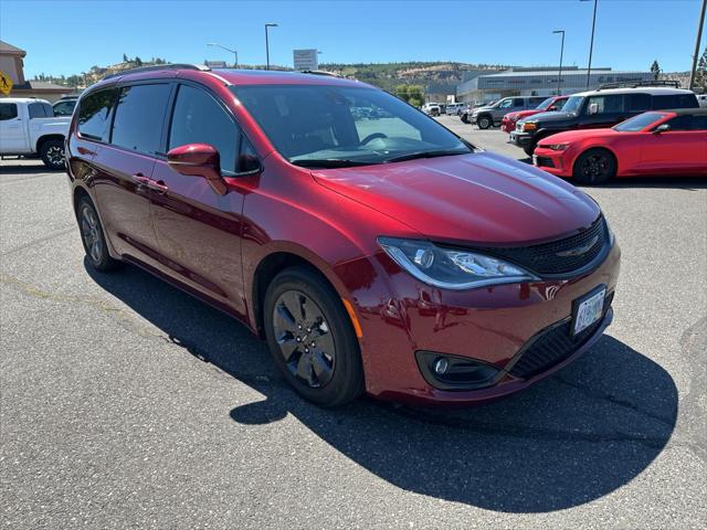 2020 Chrysler Pacifica Hybrid Limited