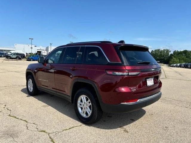 2023 Jeep Grand Cherokee Laredo 4x4 2023 Jeep Grand Cherokee Laredo 4x4