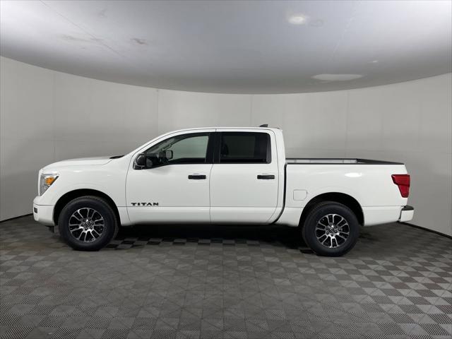 2023 Nissan TITAN Crew Cab SV 4x4