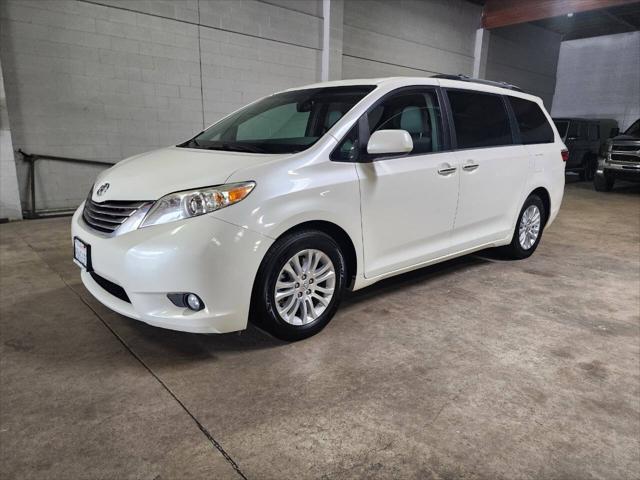 2017 Toyota Sienna XLE 8 Passenger for sale in Sacramento, CA
