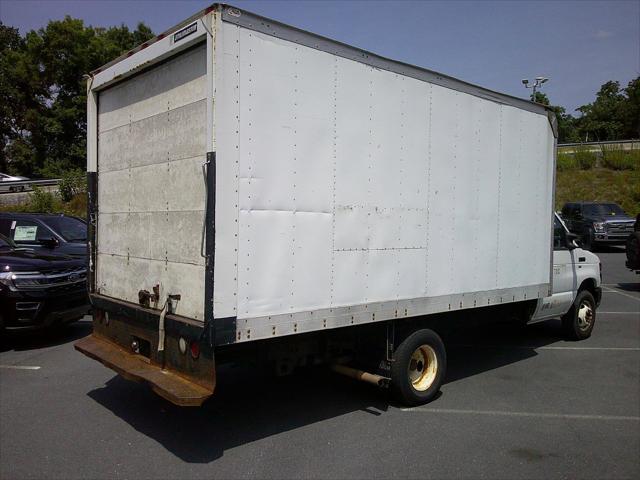 2011 Ford E-350 Cutaway Base
