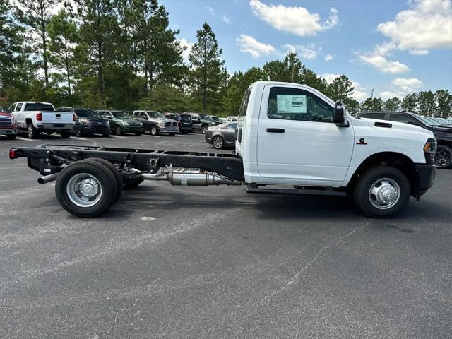 2024 RAM Ram 3500 Chassis Cab RAM 3500 TRADESMAN CHASSIS REGULAR CAB 4X4 84 CA