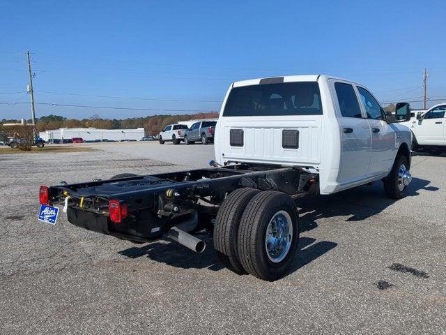 2024 RAM Ram 3500 Chassis Cab RAM 3500 TRADESMAN CREW CAB CHASSIS 4X2 60 CA