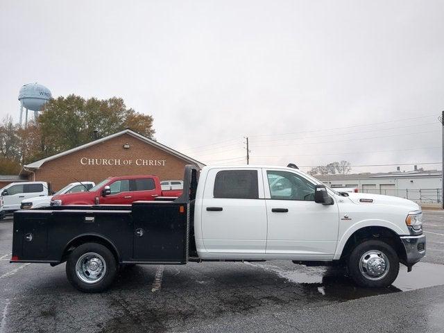 2024 RAM Ram 3500 Chassis Cab RAM 3500 TRADESMAN CREW CAB CHASSIS 4X4 60 CA