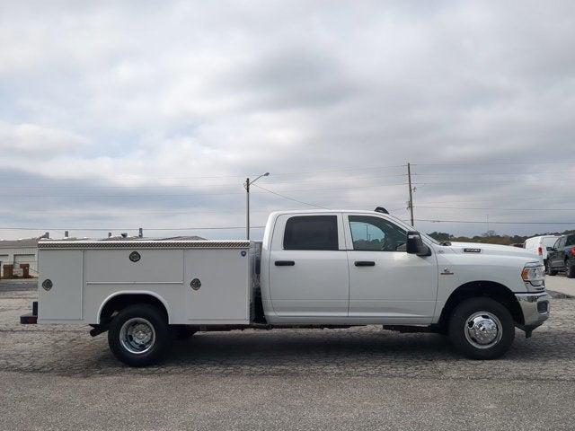 2024 RAM Ram 3500 Chassis Cab RAM 3500 TRADESMAN CREW CAB CHASSIS 4X4 60 CA