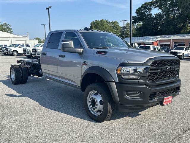 2024 RAM Ram 5500 Chassis Cab RAM 5500 TRADESMAN CHASSIS CREW CAB 4X4 84 CA