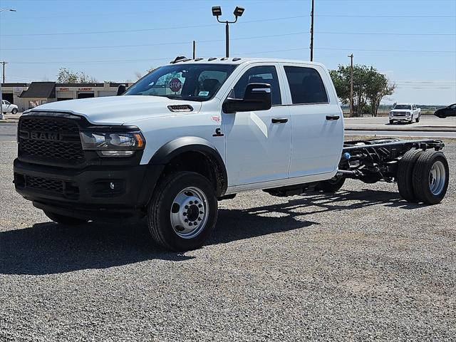 2024 RAM Ram 5500 Chassis Cab RAM 5500 TRADESMAN CHASSIS CREW CAB 4X4 84 CA