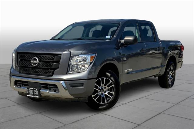 2023 Nissan TITAN Crew Cab SV 4x4