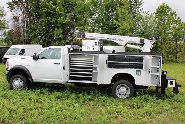 2024 RAM Ram 5500 Chassis Cab RAM 5500 TRADESMAN CHASSIS REGULAR CAB 4X4 84 CA 2024 RAM Ram 5500 Chassis Cab RAM 5500 TRADESMAN CHASSIS REGULAR CAB 4X4 84 CA
