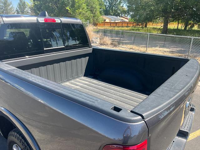 2019 Ram 1500 Laramie Crew Cab 4x4 5'7" Box