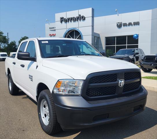 2024 RAM Ram 1500 Classic RAM 1500 CLASSIC TRADESMAN CREW CAB 4X4 57 BOX