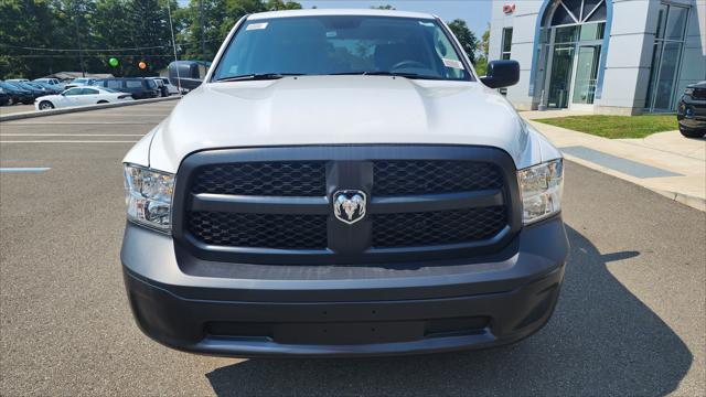 2024 RAM Ram 1500 Classic RAM 1500 CLASSIC TRADESMAN CREW CAB 4X4 57 BOX