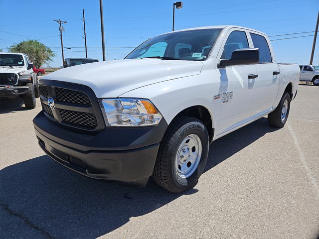 2024 RAM Ram 1500 Classic RAM 1500 CLASSIC TRADESMAN CREW CAB 4X4 57 BOX