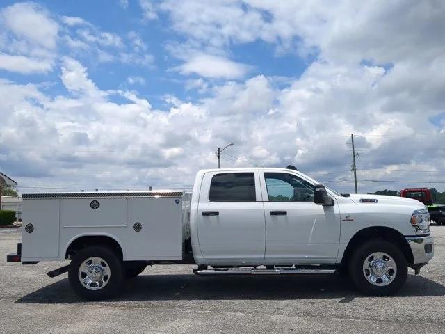 2024 RAM Ram 3500 RAM 3500 TRADESMAN CREW CAB 4X4 8 BOX