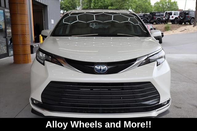 2021 Toyota Sienna Limited