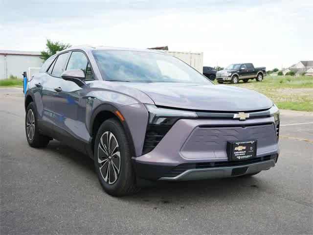 2024 Chevrolet V Blazer eAWD LT