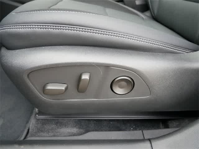 2024 Chevrolet V Blazer eAWD LT
