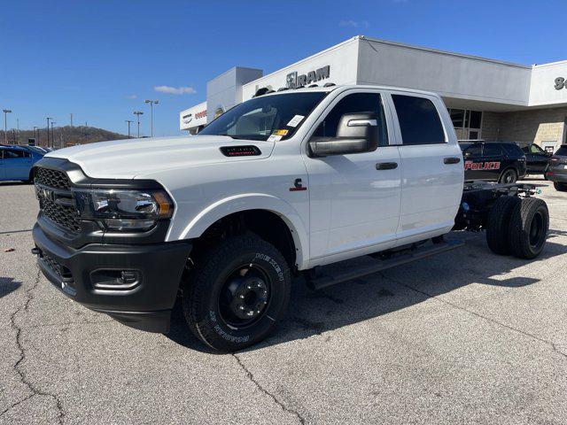 2024 Ram 3500 Tradesman/SLT/Laramie/Limited