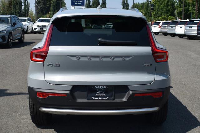 2025 Volvo XC40 Plus Bright Theme