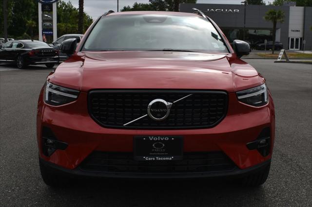 2025 Volvo XC40 Plus Dark Theme