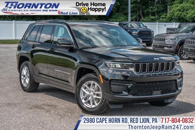 2024 Jeep Grand Cherokee GRAND CHEROKEE LAREDO X 4X4