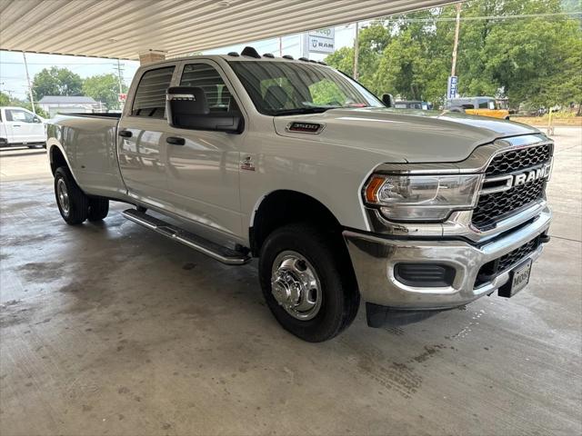 2024 RAM Ram 3500 RAM 3500 TRADESMAN CREW CAB 4X4 8 BOX