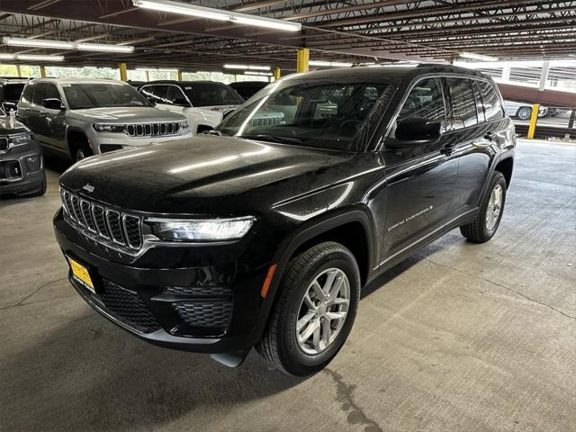 2024 Jeep Grand Cherokee GRAND CHEROKEE LAREDO X 4X2