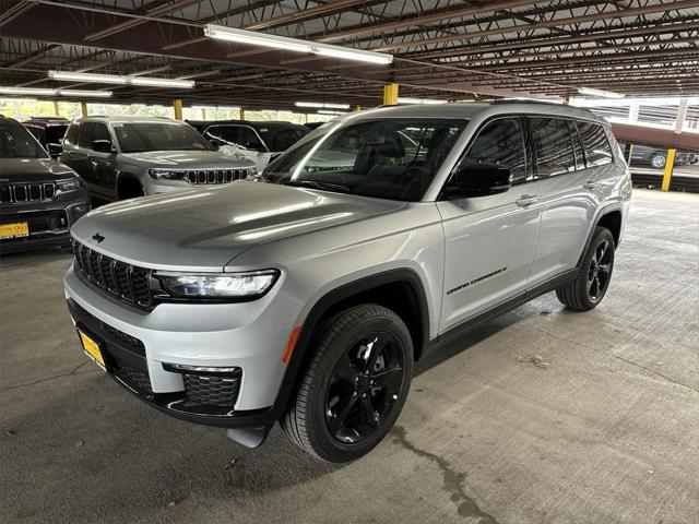 2024 Jeep Grand Cherokee GRAND CHEROKEE L LIMITED 4X4