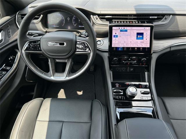 2024 Jeep Grand Cherokee GRAND CHEROKEE L OVERLAND 4X4