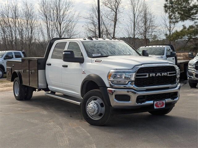 2024 RAM Ram 5500 Chassis Cab RAM 5500 TRADESMAN CHASSIS CREW CAB 4X4 84 CA